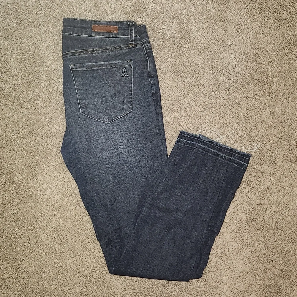 Jeans - Picture 4 of 4